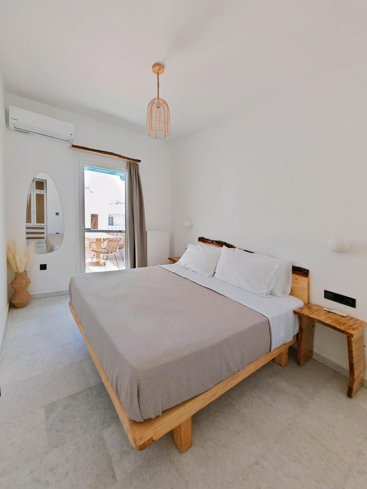 Paraga Suites Naxos City Exterior photo